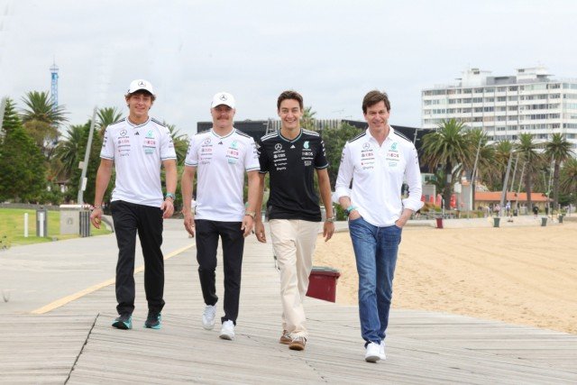 - Russell többször nemet mondott a Mercedesnek, így kerülhet pont a 2026-os ügyére! - német sajtó