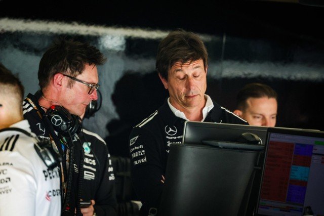  - A szingapúri győzelem ellenére is aggódik a Mercedes