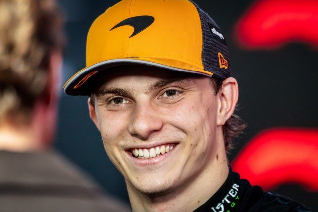  és  - Piastri a sajtó segítségével gyakorol nyomást a McLarenre?