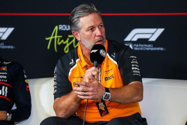  és  - A McLaren főnöke nem adja fel: Meg kell törnünk a Red Bull lendületét!
