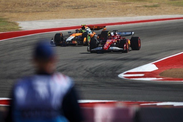  és  - Adatelemzés bizonyítja, hogy valóban Leclerc akadályozhatta meg Norris győzelmét Austinban