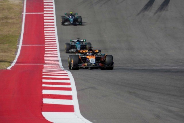 Megvan, melyik két csapat szeghette meg az F1 szabályait! – sajtóhír