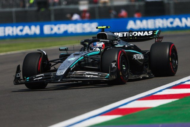  és  - Antonelli szerint több volt a Mercedesben, Russell elkapná a Ferrarikat