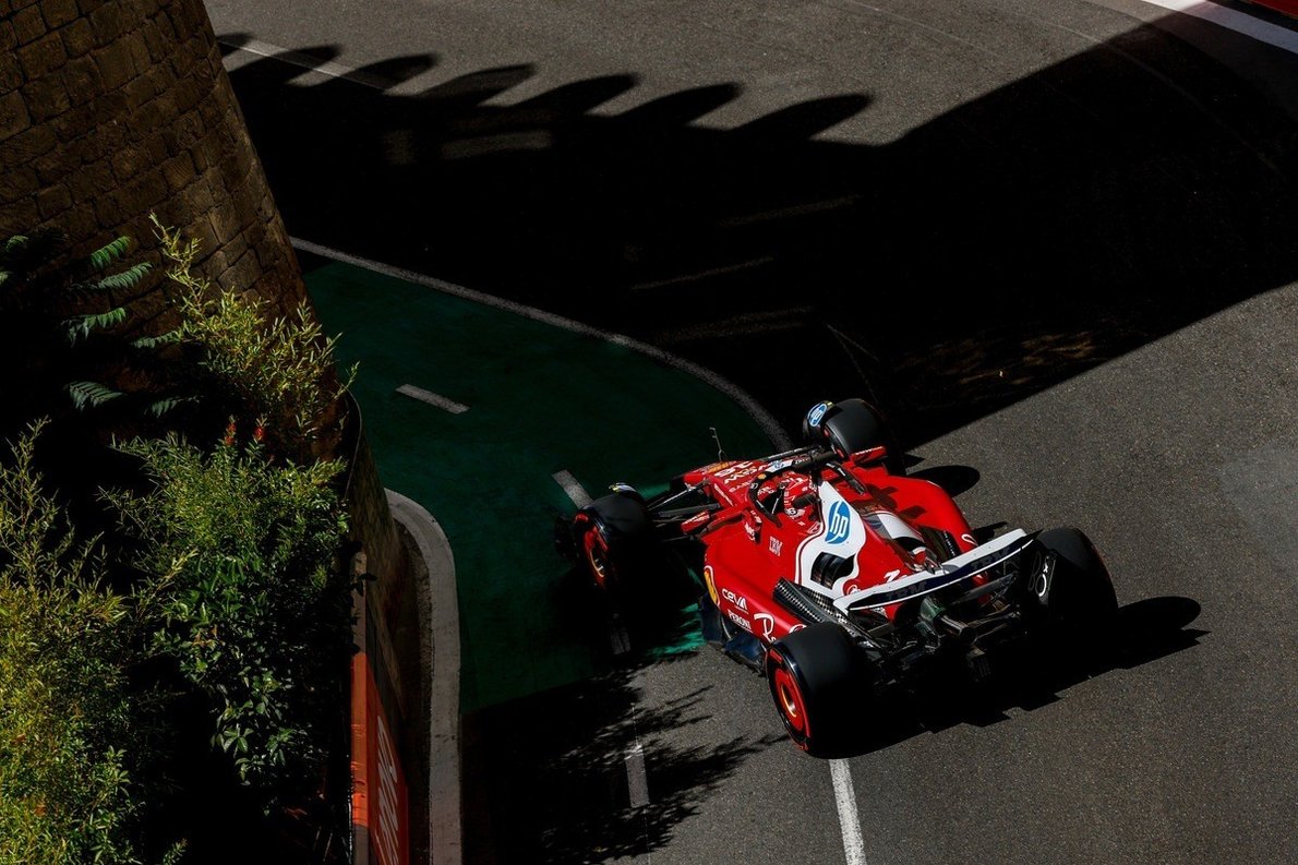  - Leclerc szerint a Ferrari egyik tulajdonsága segítségükre lehet Szingapúrban