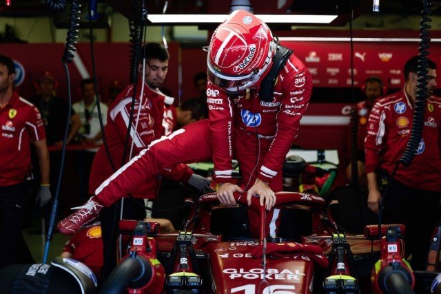  és  - Leclerc brillírozott a Mexikói Nagydíj első szabadedzésén, de Lindblad ellopta a show-t