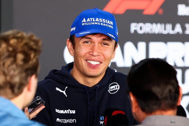  és  - Albon szerint helyes, amit a McLaren csinál, csak épp nem logikus