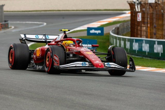  és  - „Potenciális opció" - megvan, ki érkezhet Lewis Hamilton F1-es helyére a Ferrarinál?