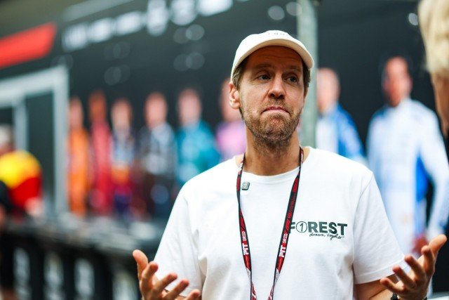  és  - Vettel elmondta, mi volt a legnagyobb tanácsa, amelyet a Ferrarihoz igazoló Hamiltonnak adott