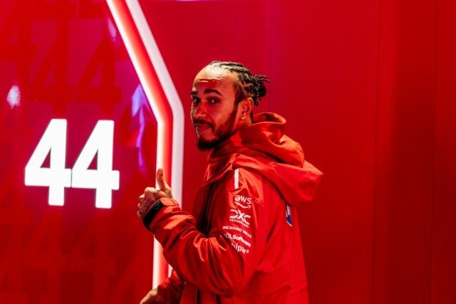  és  - Hamilton elégedett a Ferrari tempójával Las Vegasban