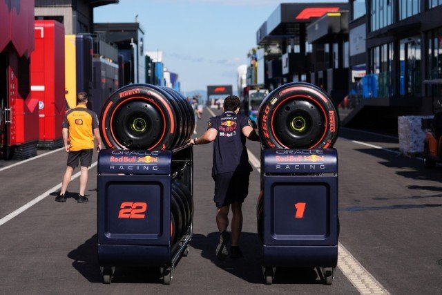 A Pirelli véglegesítette a jövő évi gumikat, de van egy meglepetés