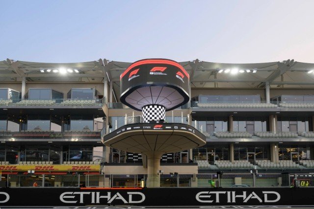 ÉLŐ F1-ES KÖZVETÍTÉS: Abu-Dzabi Nagydíj - Második szabadedzés (LIVE)