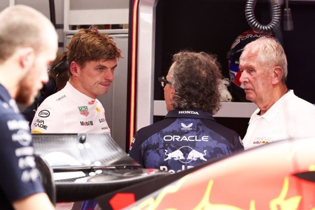 - Marko: Egyetlen versenyző van a mezőnyben, aki képes egyszerre gyorsan vezetni és közben gondolkodni