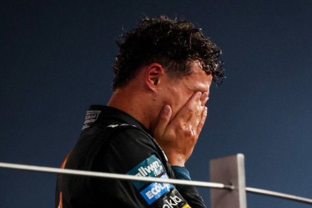  - Norris: nem gondoltam, hogy sírni fogok, de nem bírtam ki; rendkívül boldog vagyok most