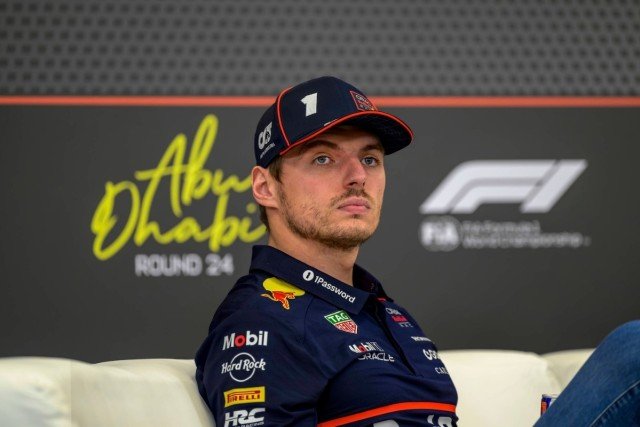  és  - Verstappen: Ha egyszer váltanék, nem csak az érdekelne, hogy gyorsabb-e az autó