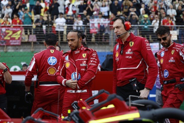  és  - Hamilton és Adami kapcsolata még mindig feszült: közös vakációt javasolnak nekik