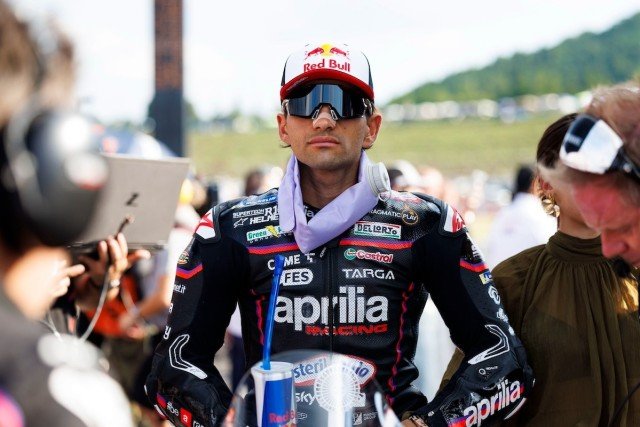 - Martin újra műtőben, kérdéses a részvétele a szezon előtti teszteken