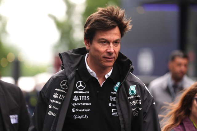  és  - Wolff: „Ha a kiváló szintről a szimplán jóra süllyedsz, már veszélyben vagy”