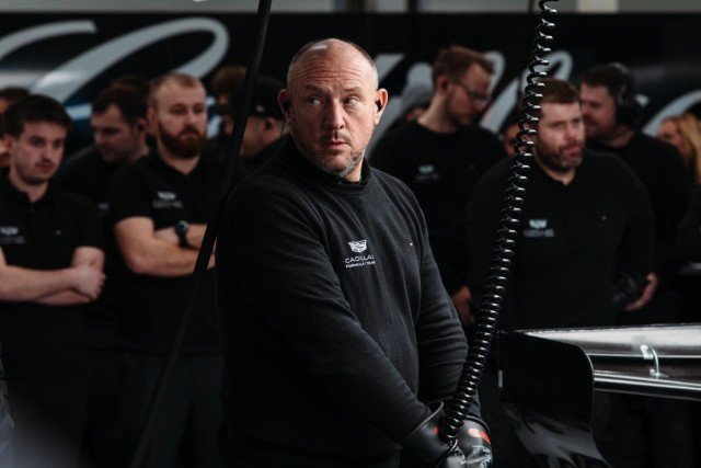  és  - Meglepő tempót diktálnak az amerikaiak, ami egyre nagyobb nyomást helyez a Ferrarira