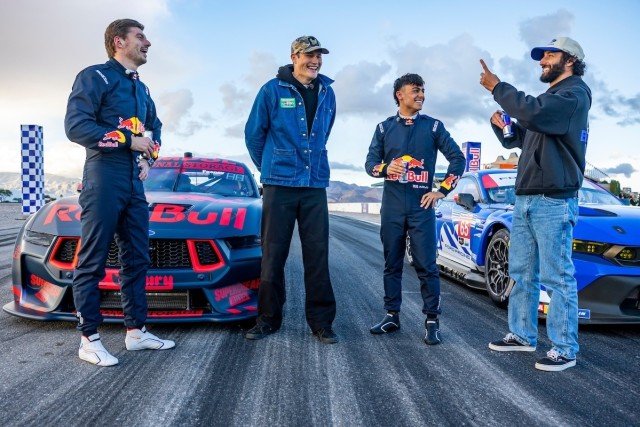 Ricciardo és Verstappen újra együtt a versenypályán (videó)