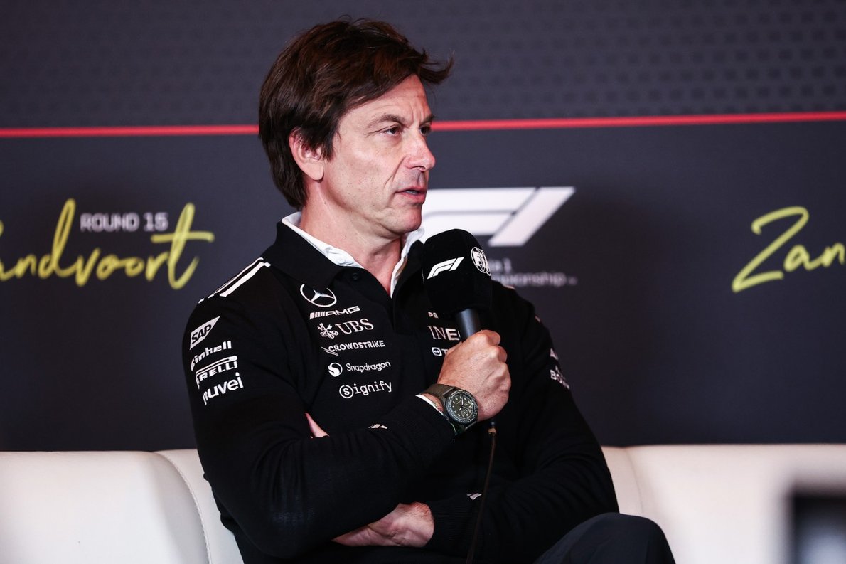  és  - Wolff bejelentette a Mercedes 2026-os pilótapárosát az F1-ben!