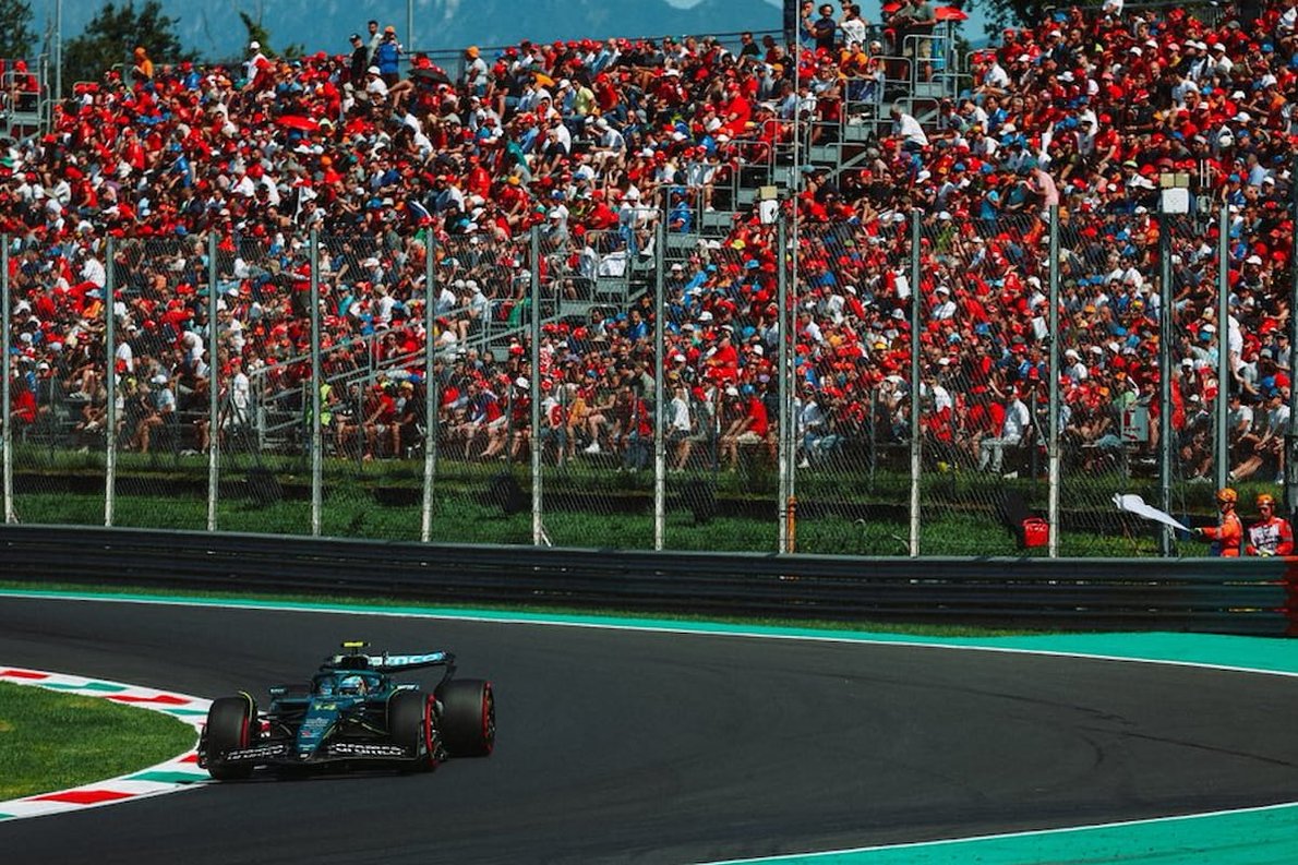  és  - Két pilótát vizsgál az FIA az F1-es Olasz Nagydíj után! - hivatalos