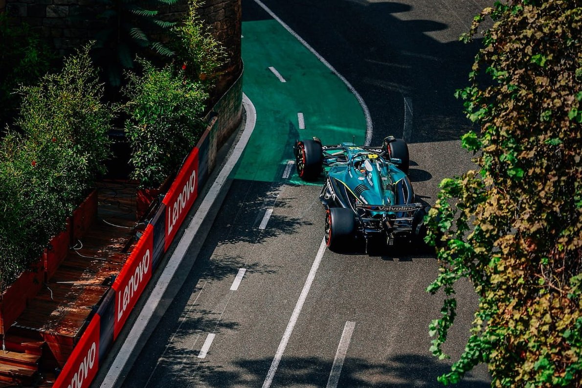  és  - Eső boríthatja a bakui időmérőt – izgalmas kvalifikáció várható