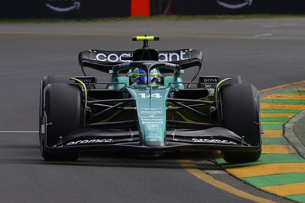 Alonso a leggyorsabb az eső miatt lerövidült második szabadedzésen az Ausztrál Nagydíjon