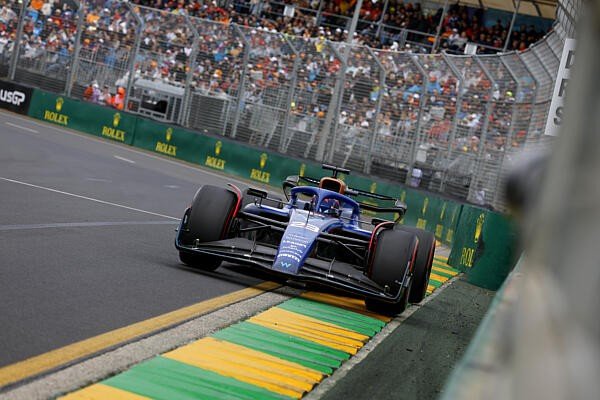 - Albon megint nagyot villantott és a csapatát dicsérte