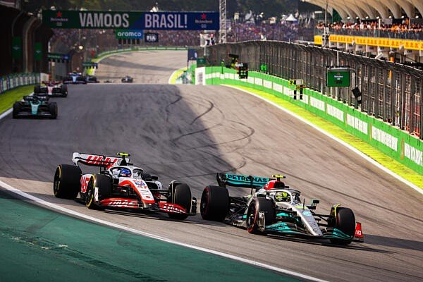 - Ralf Schumacher már Hamilton helyén látja unokaöccsét