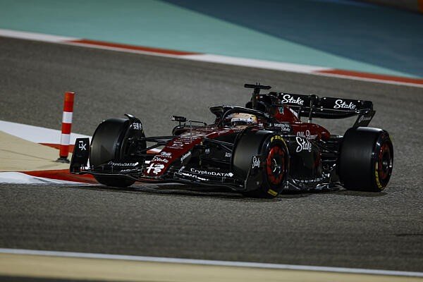 - Videó: A harmadik bahreini tesztnapra is jutott műszaki hiba, Bottas autója adta meg magát