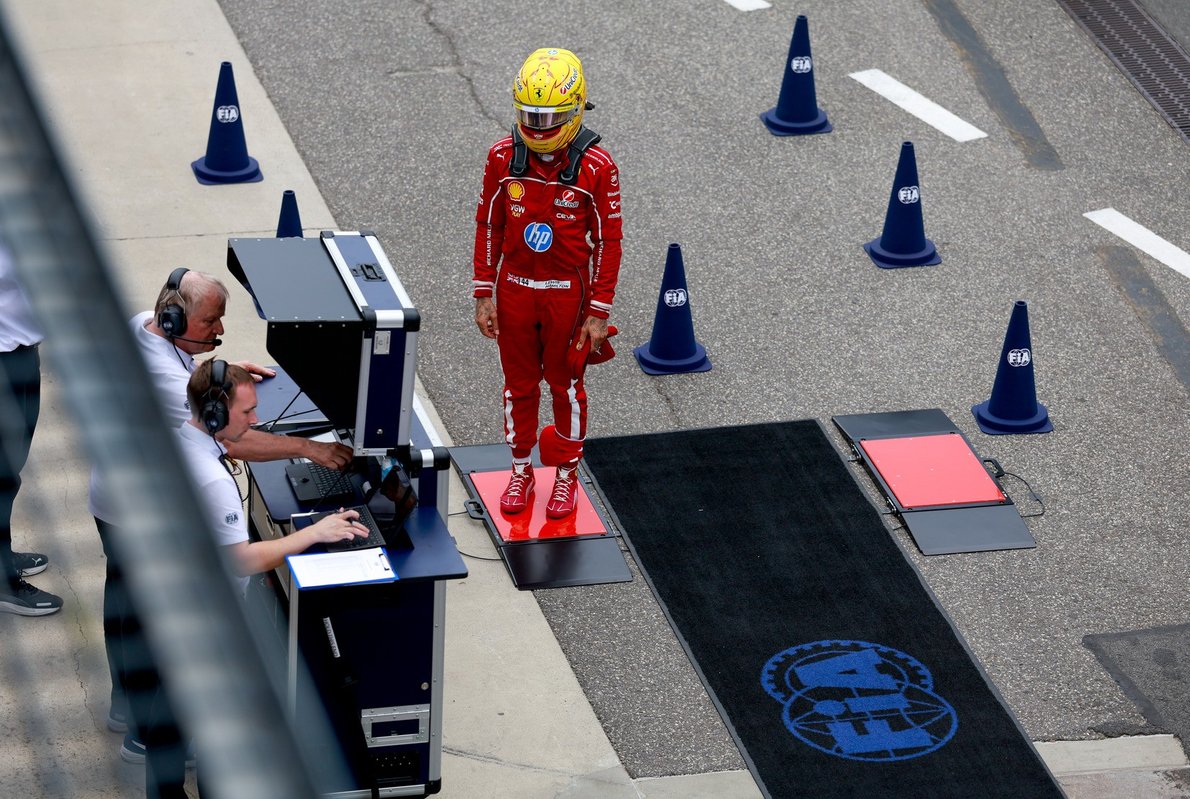  - A Ferrarit arra ösztönzik, hogy „beszélgessen el" a „másfajta vadállat" Hamiltonnal