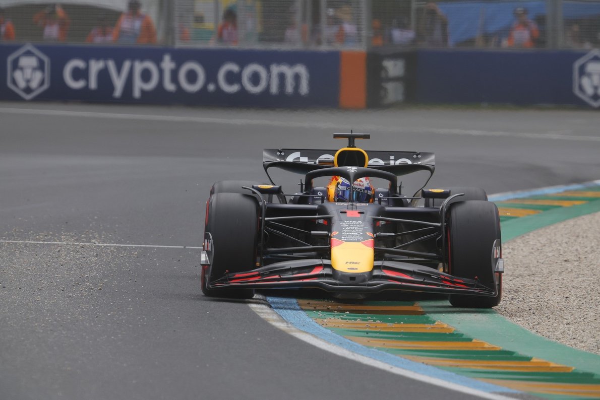  - Verstappen kritikus Red Bull-problémát említ a jelentős időmérős lemaradás után