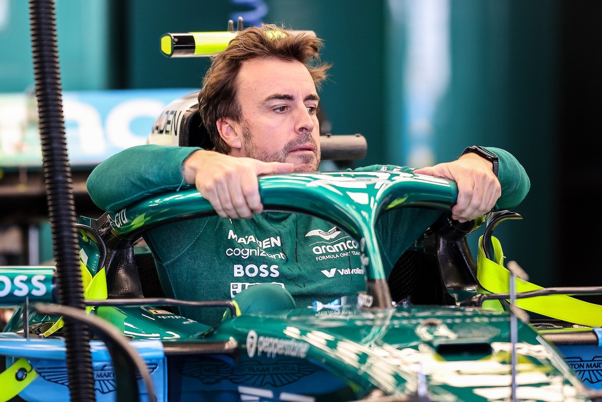  és  - Alonso meghajolt: Verstappen olyat tett, amire senki más nem képes