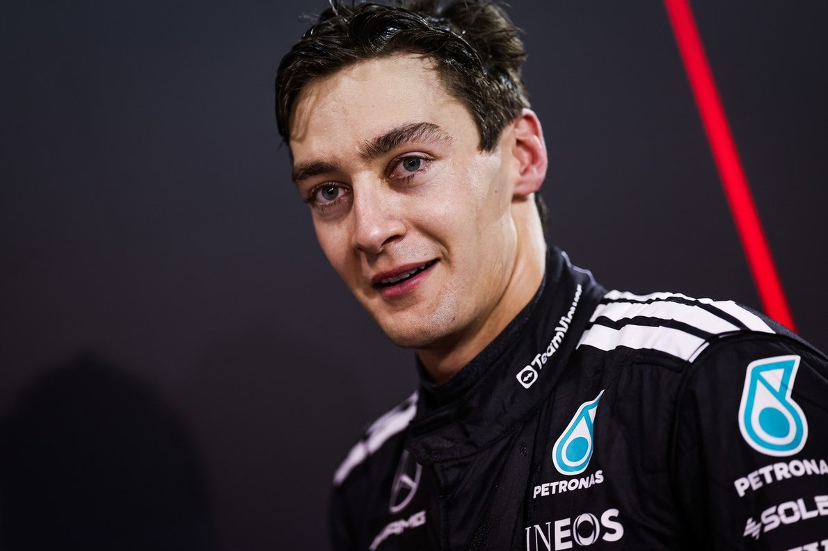  - Russell versenyautójában „szenesedett és megégett" jeladó okozott gondokat a bahreini futamon