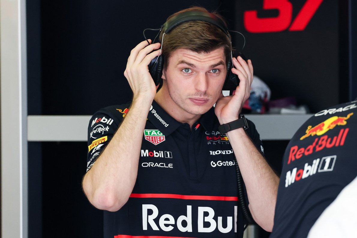  - Max Verstappent dicséri a csapattárs, miközben újdonságok jönnek a Red Bull F1-es autójára