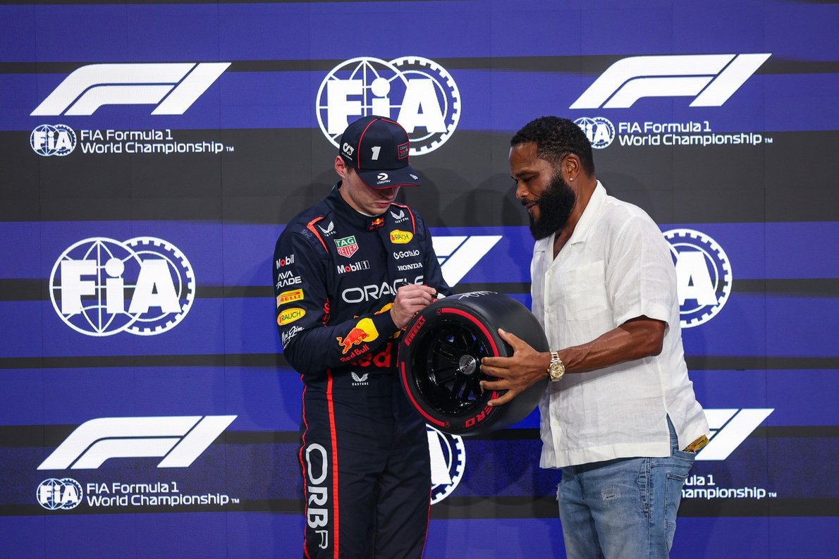  - Verstappen meglepő személynek mondott köszönetet a kulcsfontosságú Red Bull-döntésért