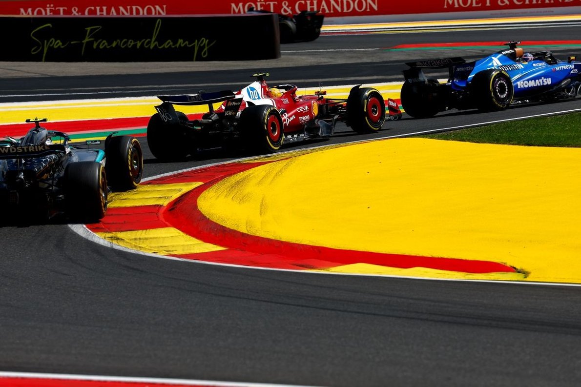  - Óriási bakiból derült ki a jövő évi F1-es sprintfutamok sora