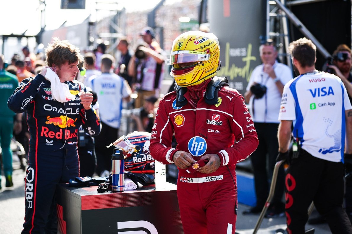  - Bizarr ok miatt vizsgálják Lewis Hamiltont! - hivatalos