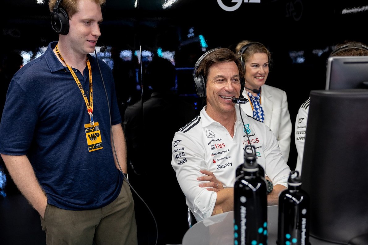 Wolff lesújtó véleménye a Red Bull motorterveiről