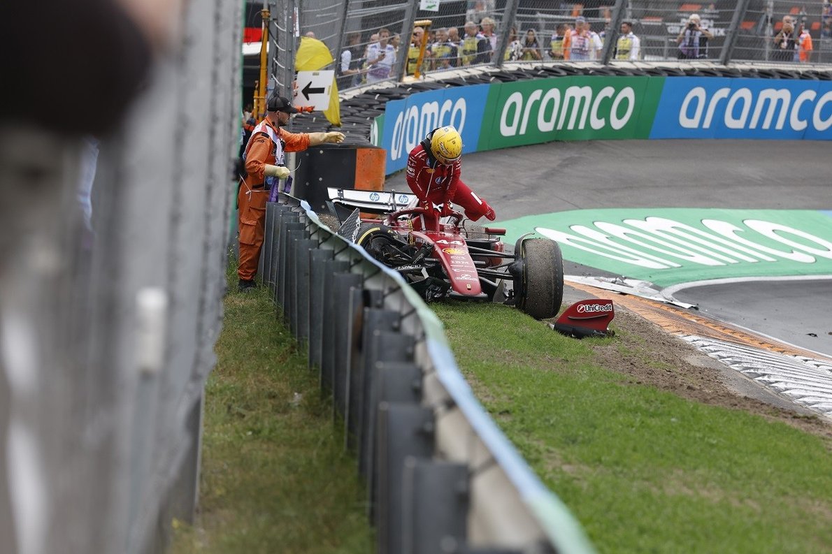 Villeneuve meglepően előzékeny Hamiltonnal annak kiesése után