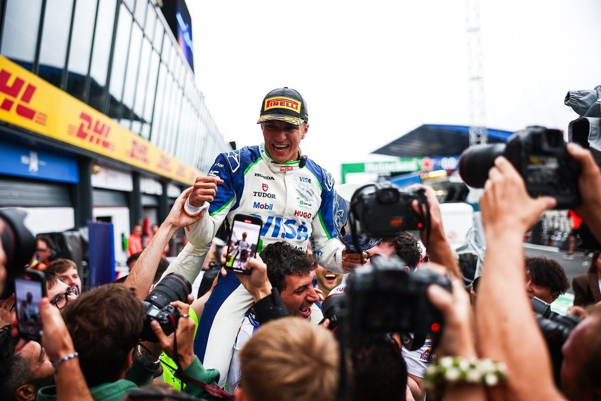  - VIDEÓ: Máris megkapta új trófeáját Hadjar!