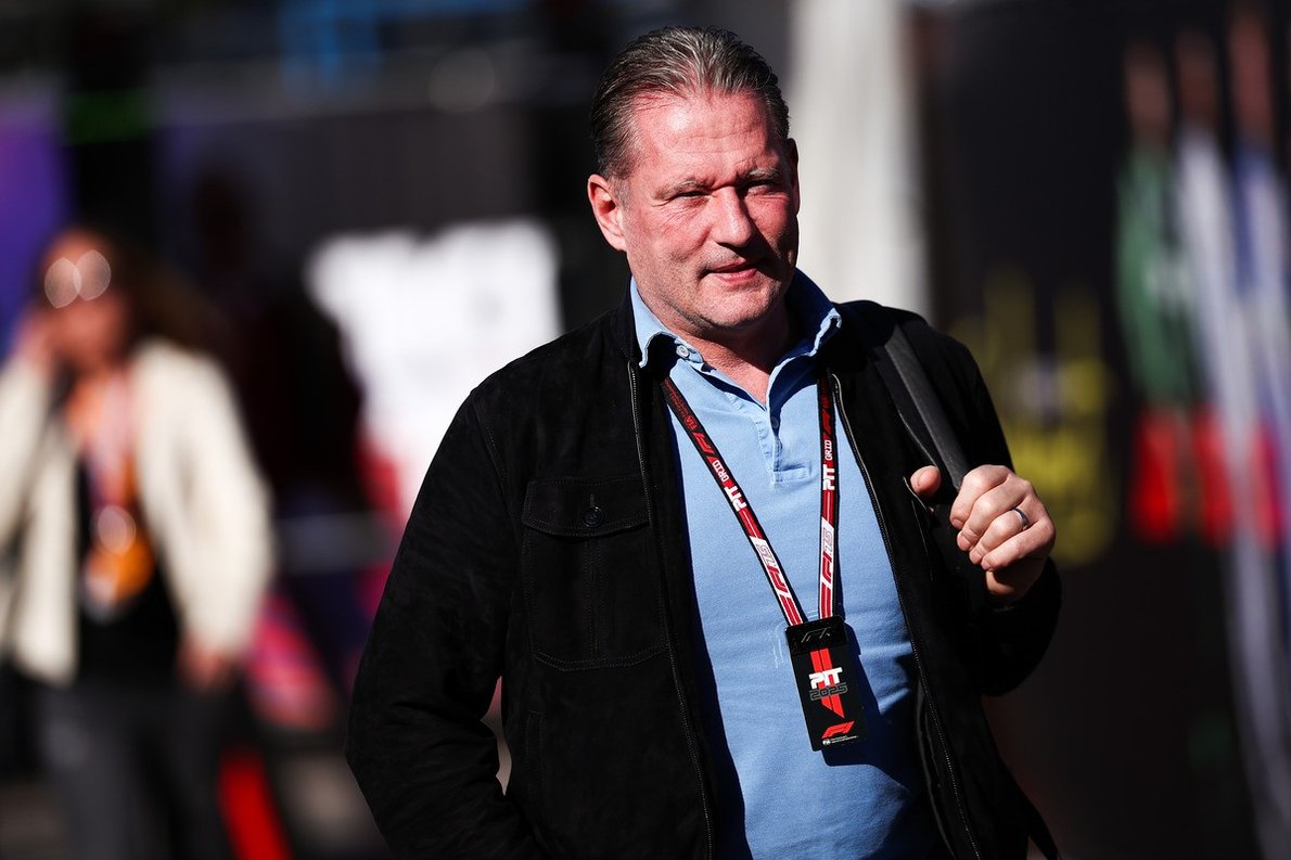  - Verstappenék elárulták: hosszasan diskuráltak a mercedeses lehetőségről – és nem csak idén