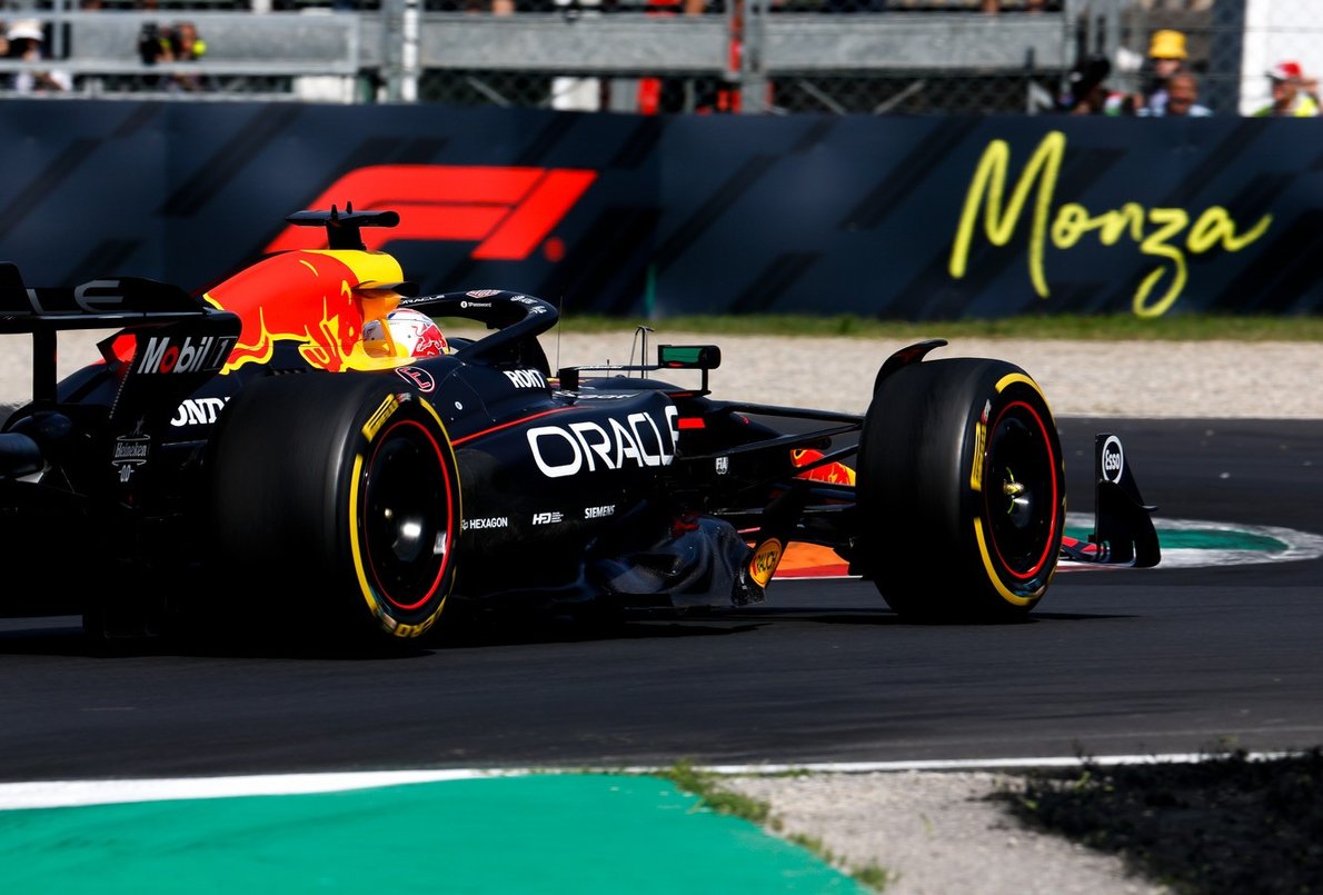  és  - 2026-os tesztet teljesítenek Verstappenék Monzában!