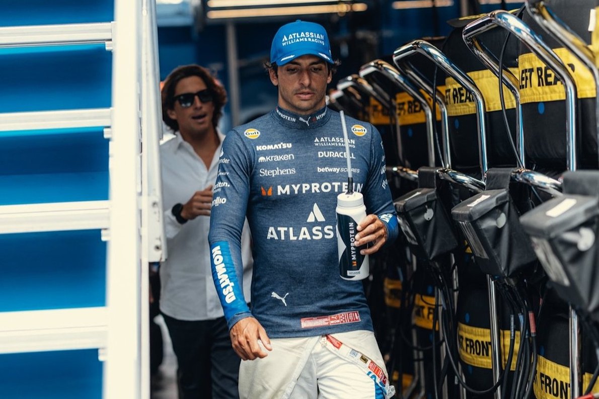  és  - Sainz értetlenül áll a Red Bull döntése előtt: „Nem tudom, miért nem akartak Verstappen mellé”