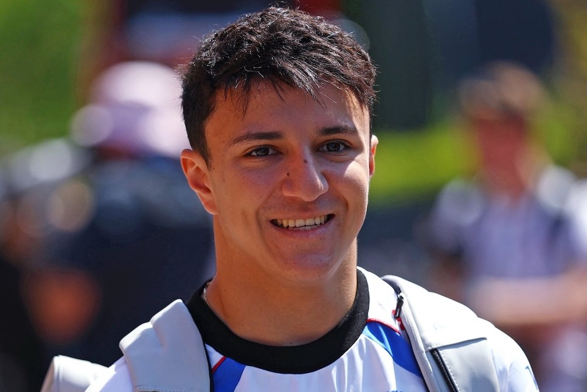  és  - Volt F1-es pilóta szerint Hadjarnak nincs jövője a Red Bullnál