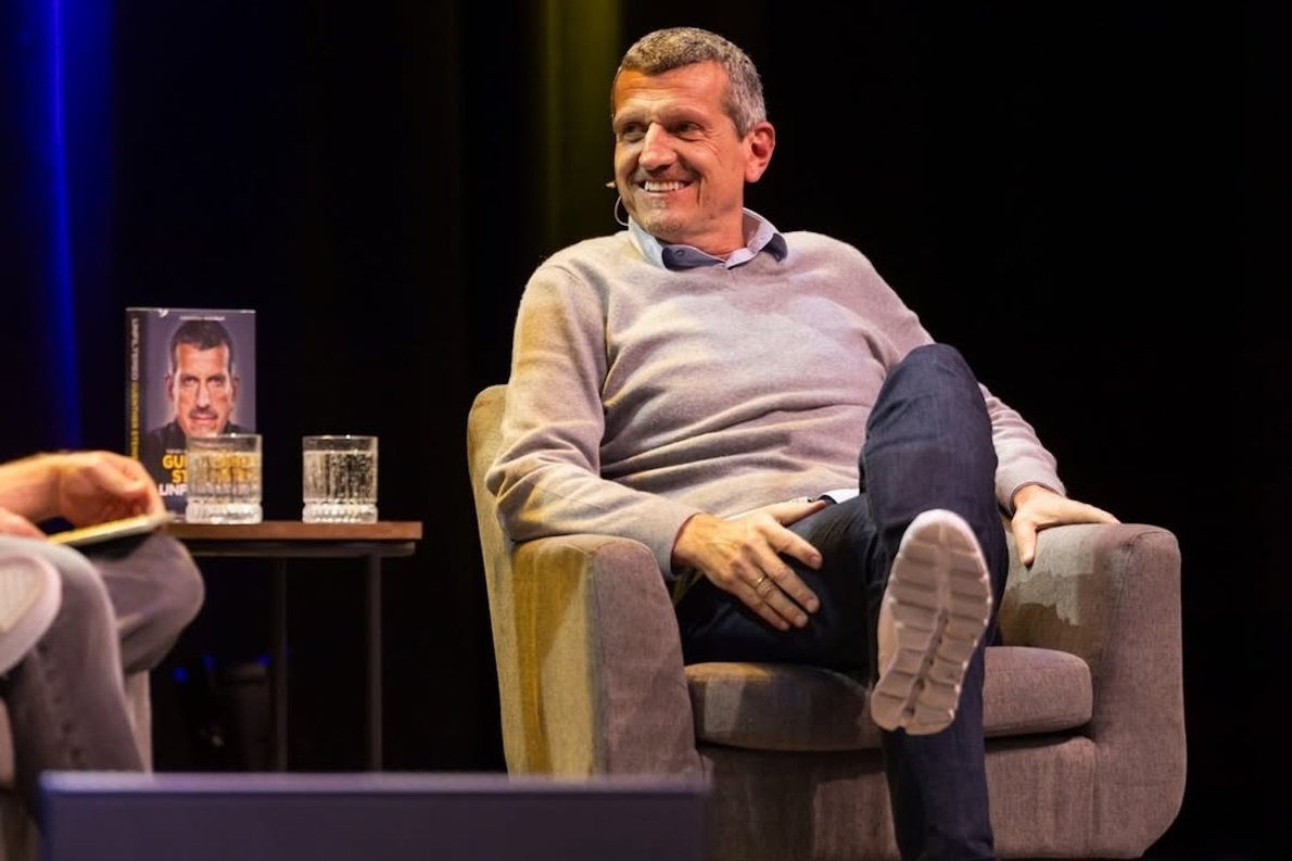  és  - Steiner: Hamilton számára a 2026-os szezon lehet a vízválasztó