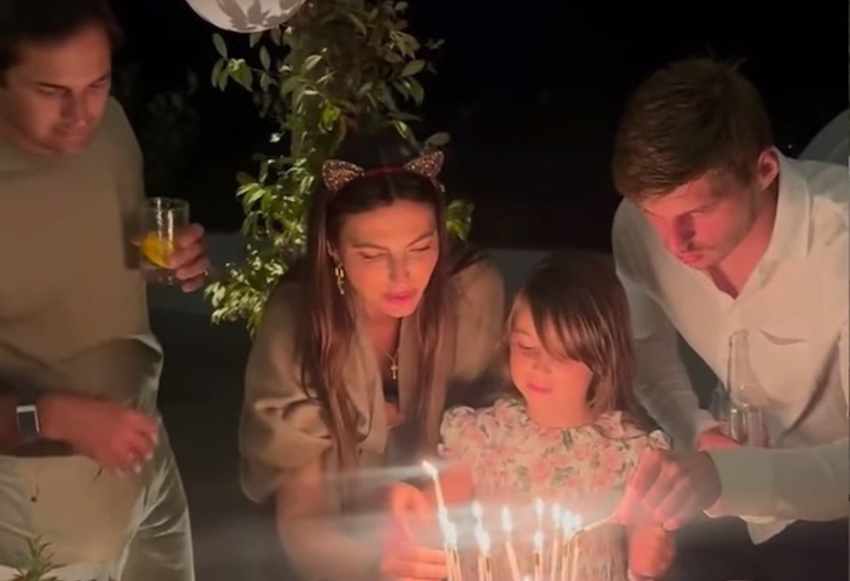  - Nem a pályán, hanem a családi életben remekel most Verstappen (videó)