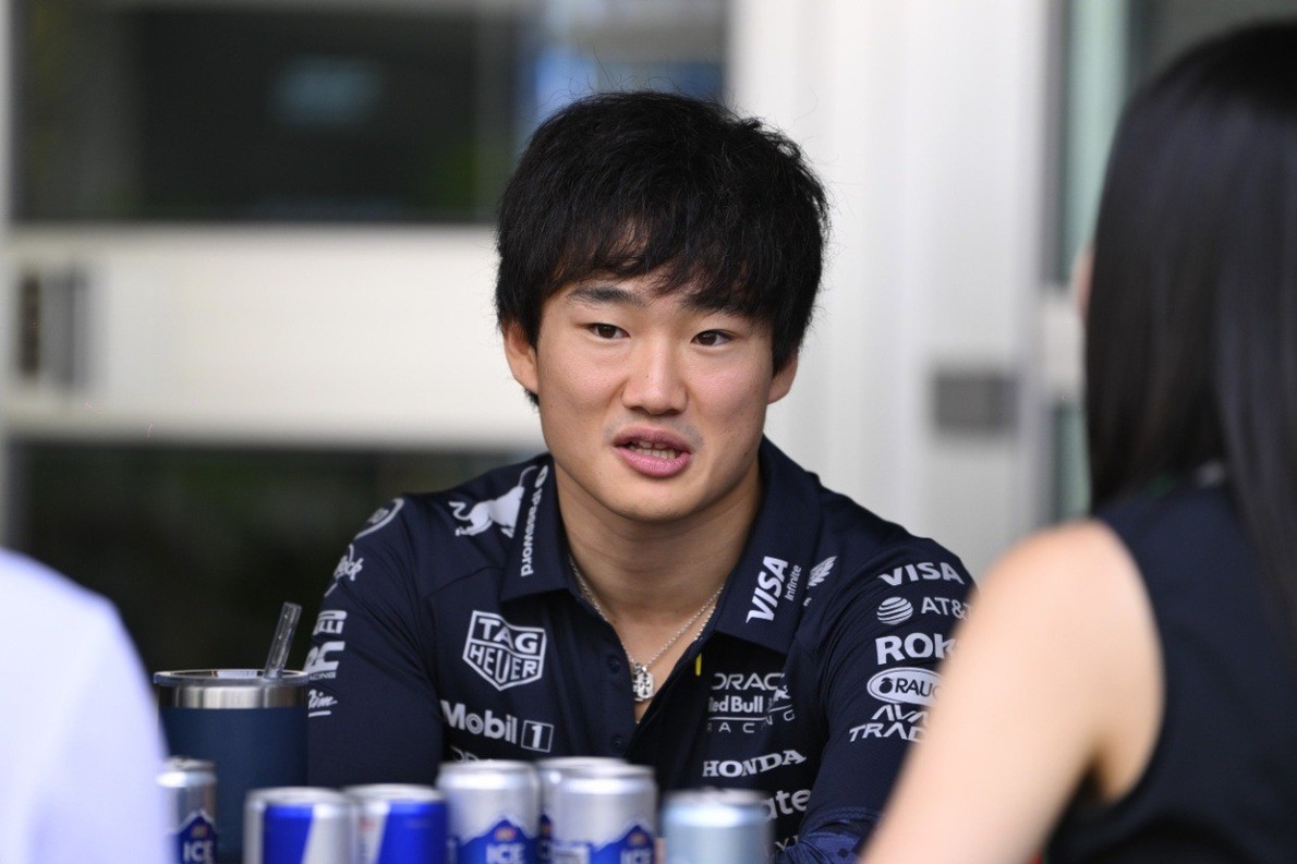  és  - Cunoda elmondta, miben segítette őt Verstappen a formája javulásában