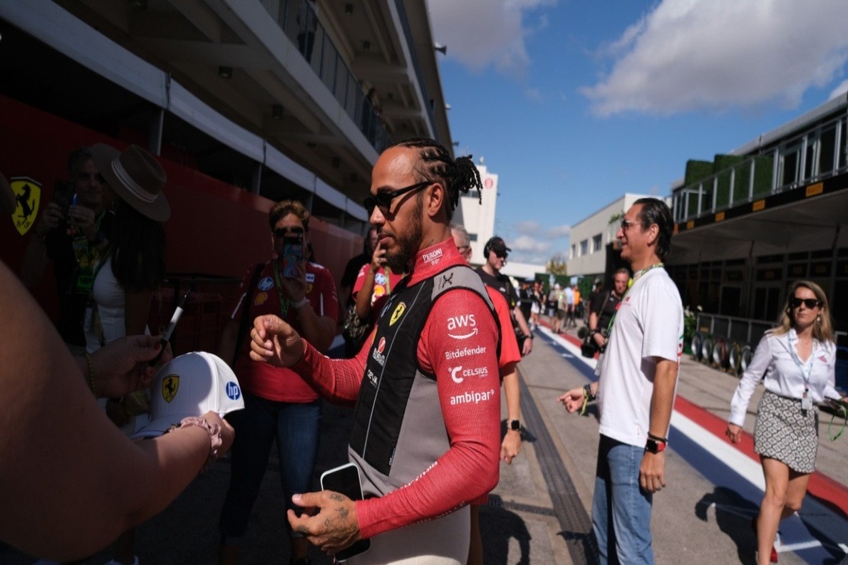  - Feszültséget kelthet Hamilton nyilatkozata a Ferrarinál