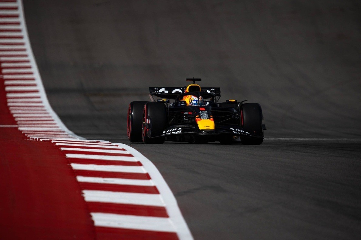  és  - Verstappen szoros csatában nyerte az amerikai sprintkvalit, Hülkenberg a 4. helyen!